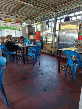 Kak Arah Mee Kari dan Laksa Telur Sarang 3