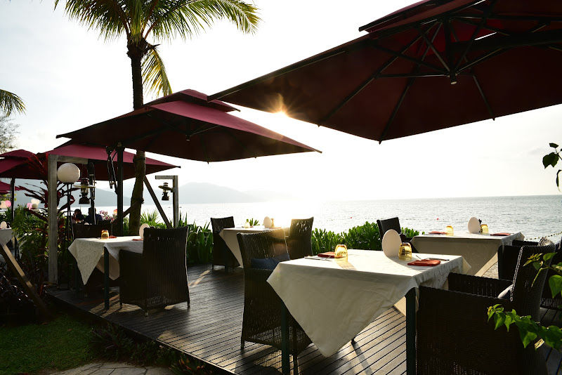 Gustoso & Gustoso By The Beach