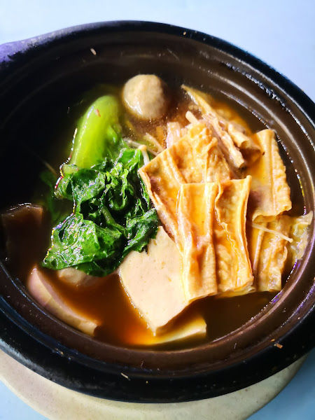 钟灵夜市肉骨茶