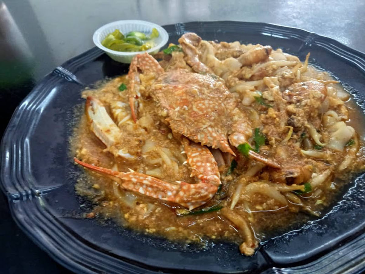D.B.L KITCHEN Along Char Kuew Teow -GUNDU-