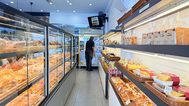 Butter & Olive Wholesome Pastry House • Jelutong