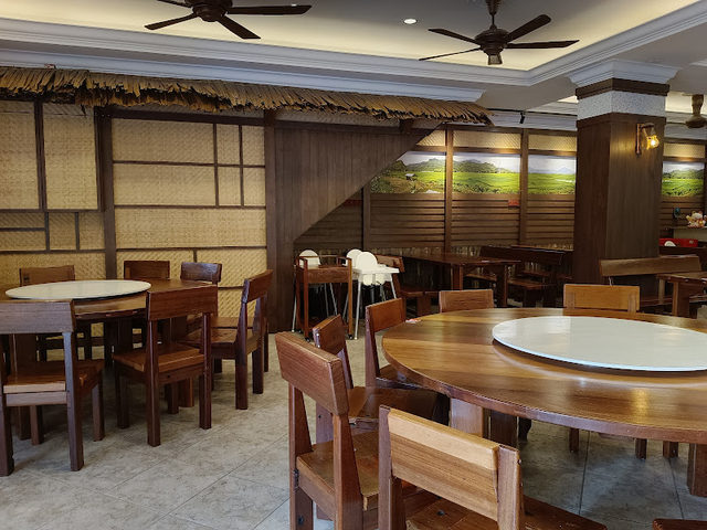 Meng Thai Village Restaurant (Raja Uda)