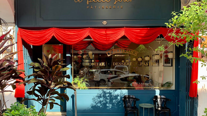 Le Petit Four Pâtisserie