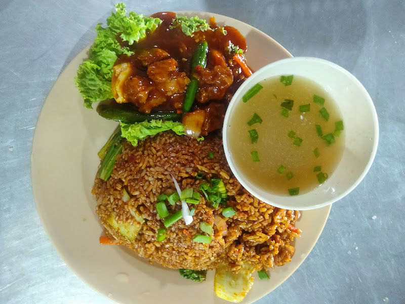 WARONG AKAK PORT GULAI KG SELAMAT