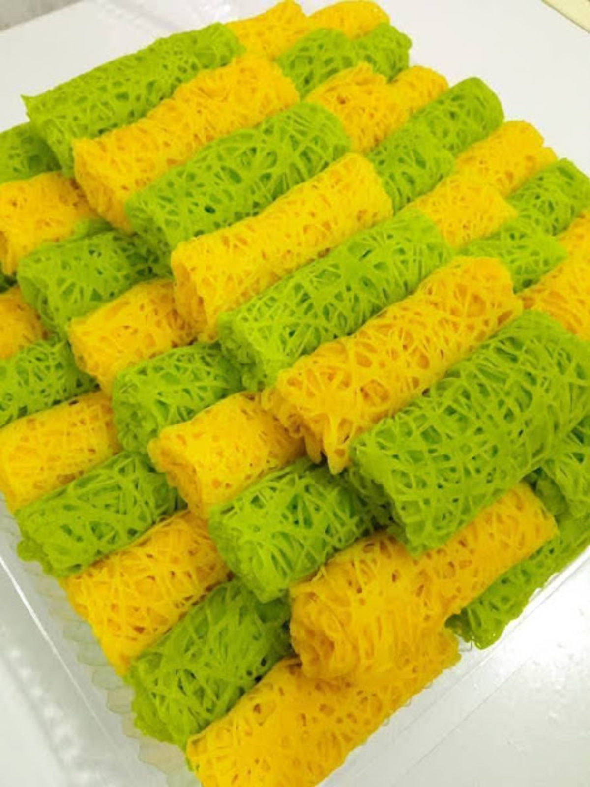 ROTI JALA & TAUHU BEGEDIL MAMANOR