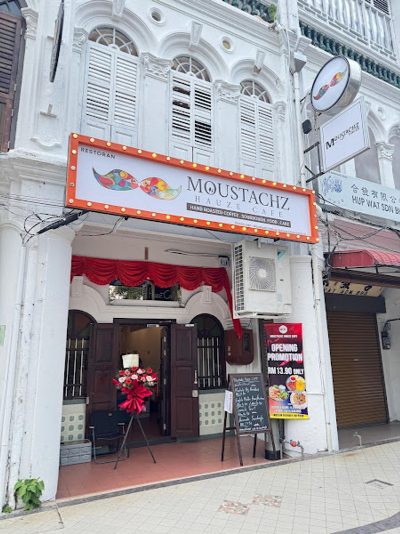 Moustachz Hauze Cafe