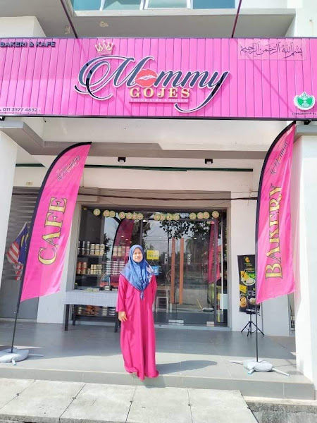 Mommy Gojes Bakery Cafe Sena Permai