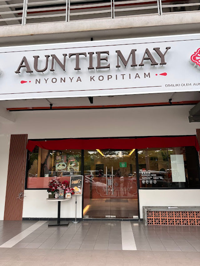 Auntie May Nyonya Kopitiam