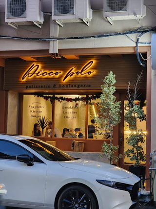 Picco Polo Cafe 2
