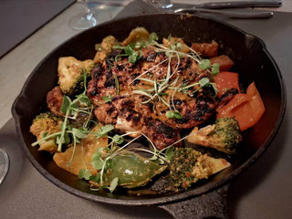 The YardHouse Kitchen Cafe & Bar 2