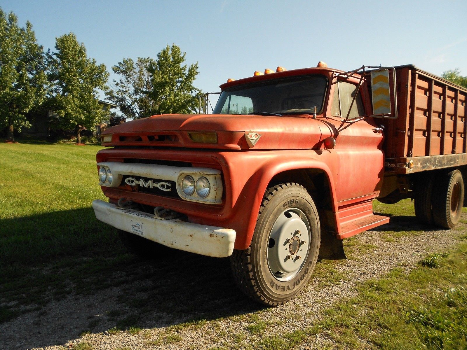 low miles 1966 GMC C60 dump truck vintage @ Vintage trucks for sale