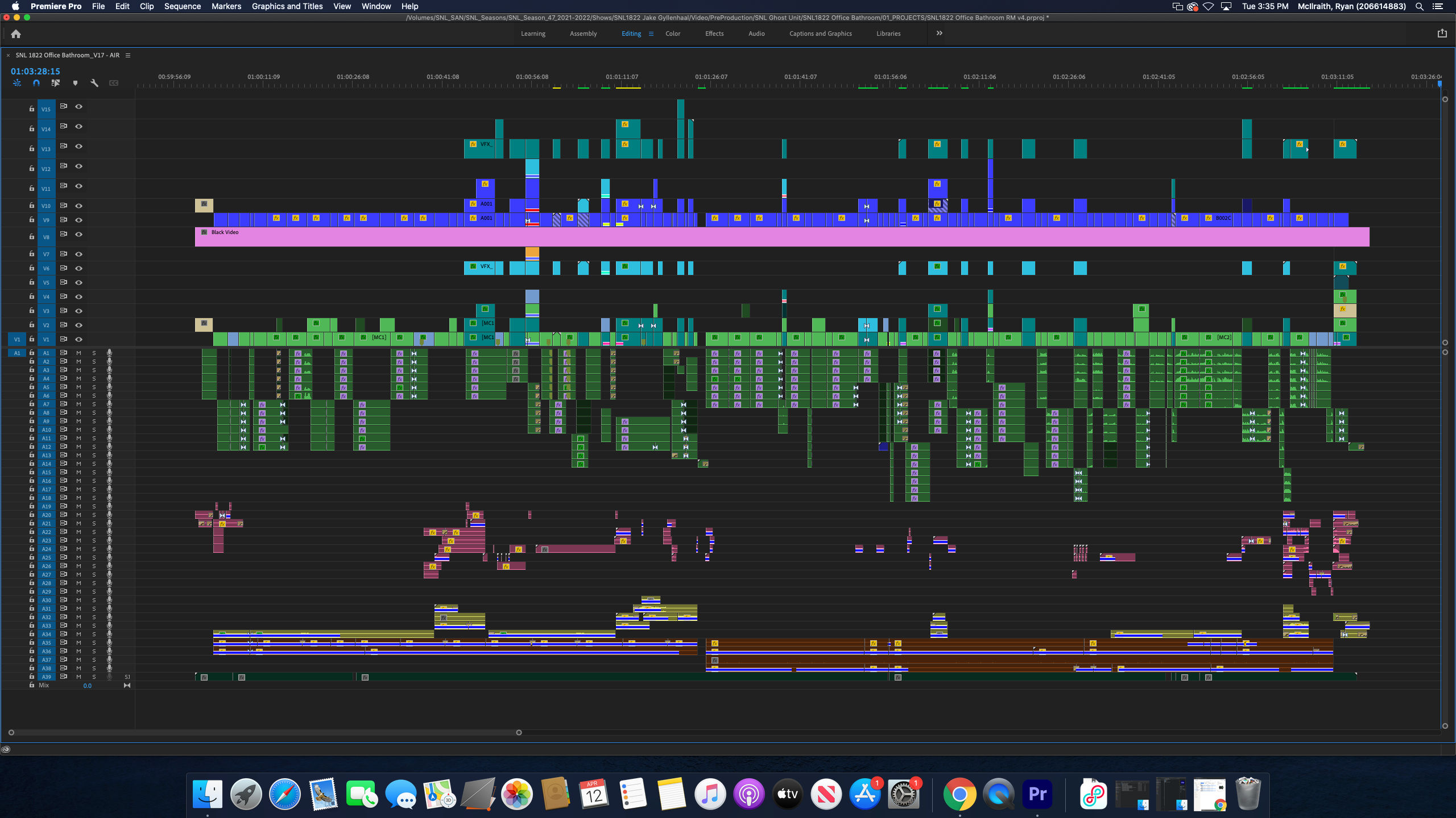 Ryan McIlraith of the SNL digital shorts team on producing a VFX edit during the already chaotic and exciting process of getting a short to air within rapid constraints.