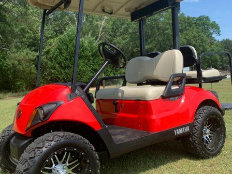 minor blemishes 2017 Yamaha Drive Gas Golf Cart for sale