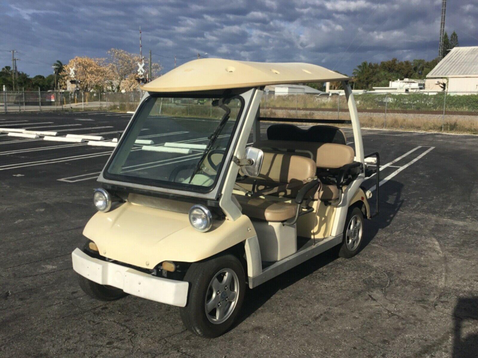 well equipped 2011 CT&T C zone golf cart @ Golf carts for sale