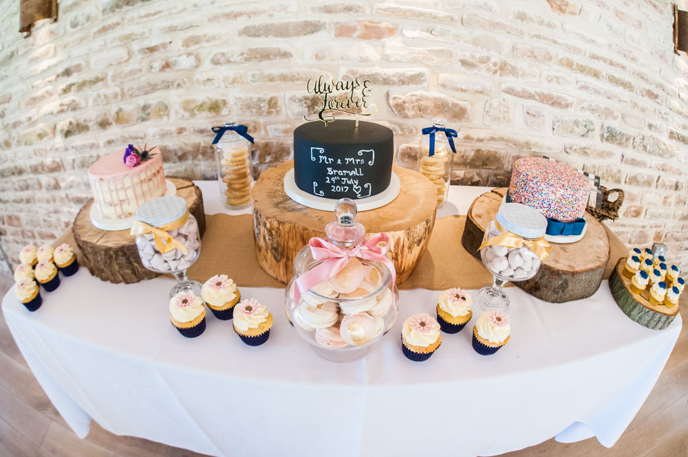 Hazel Gap Barn wedding photography