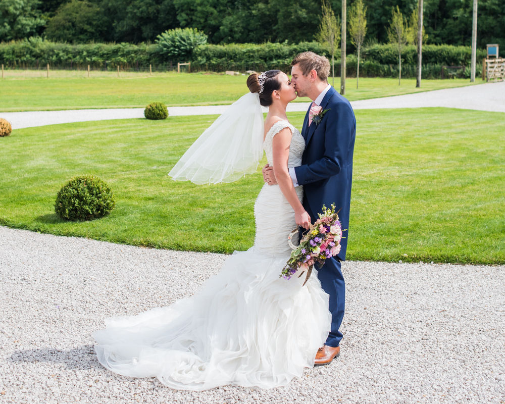 Hazel Gap Barn wedding photography
