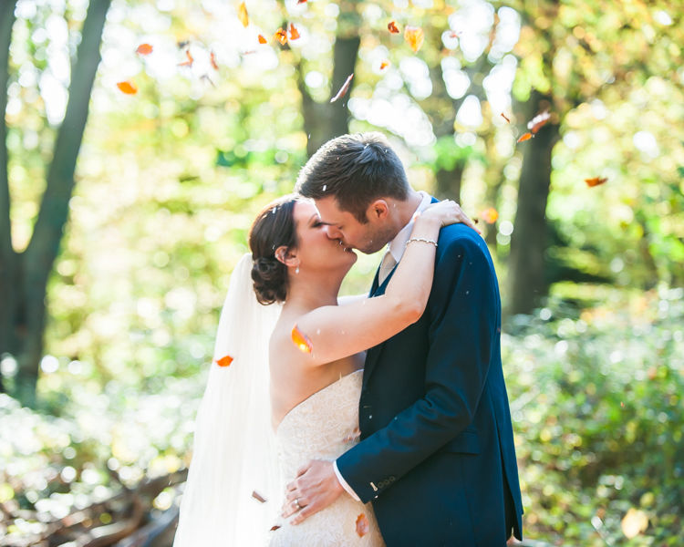 Kisses and leaves for rock the dress in Sheffield