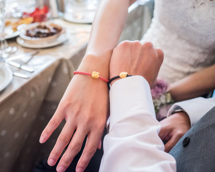 Matching wedding bracelets for Carmen & Chris' wedding