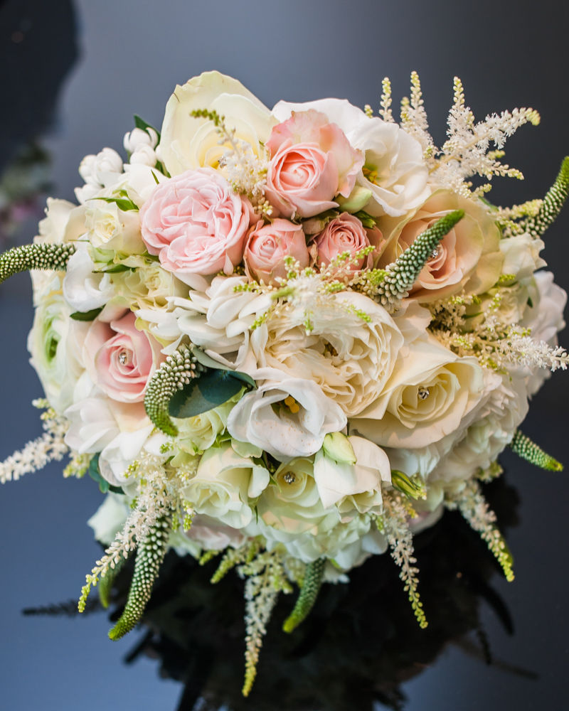 Pink and white wedding bouquet, Chesterfield wedding photographer, Casa Hotel