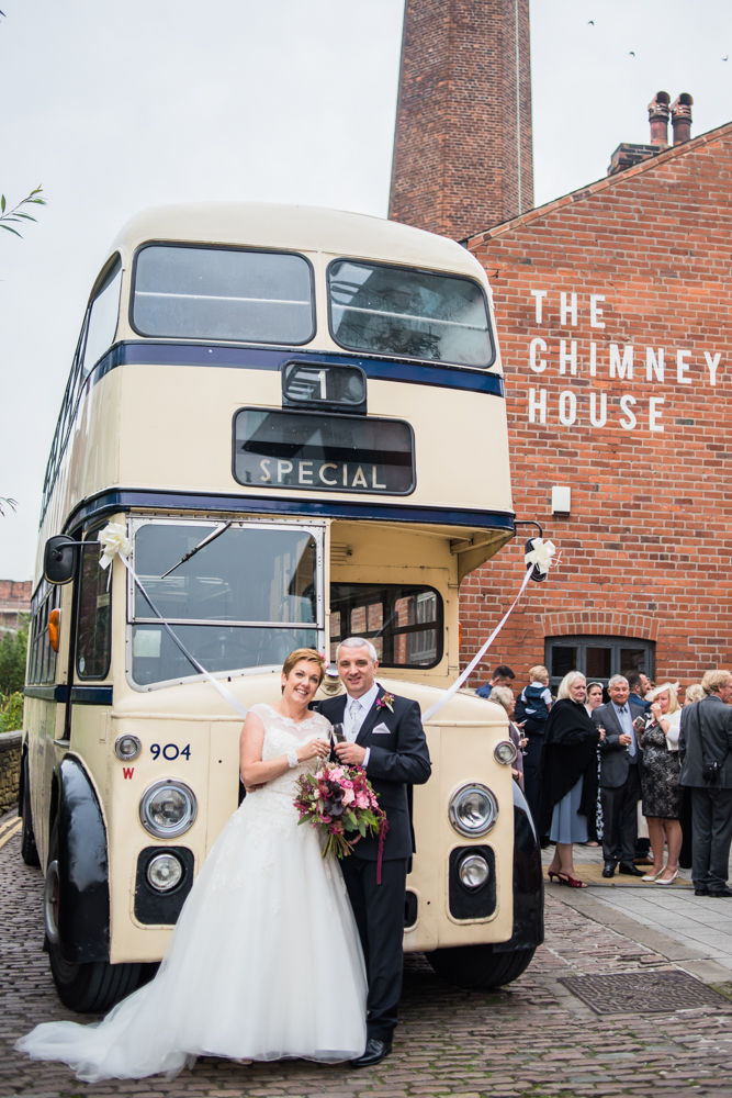 Vintage bus outside Chimney House, Chimney House, Sheffield wedding photographers