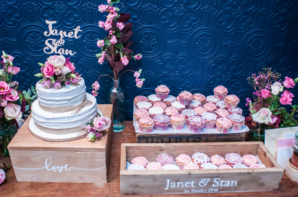 Cake table, Chimney House, Sheffield wedding photographers
