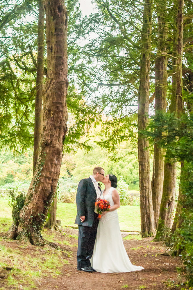 Kisses, Wortley Hall wedding, Sheffield wedding photographers