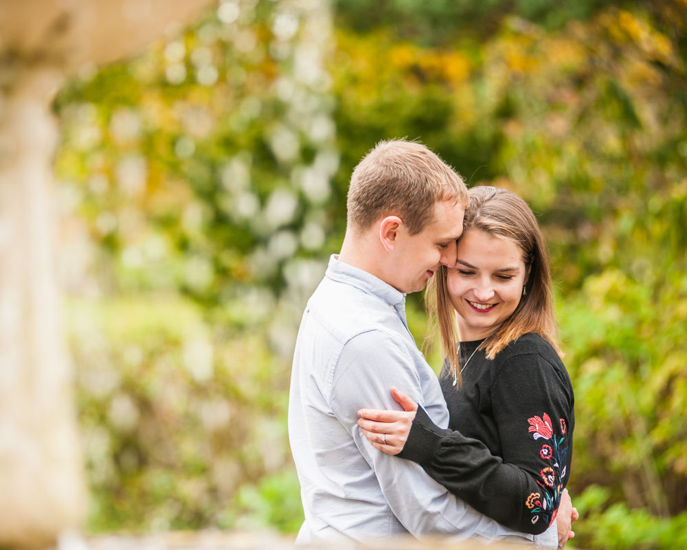Cuddling by fountain, Sheffield Botanical Gardens photographers