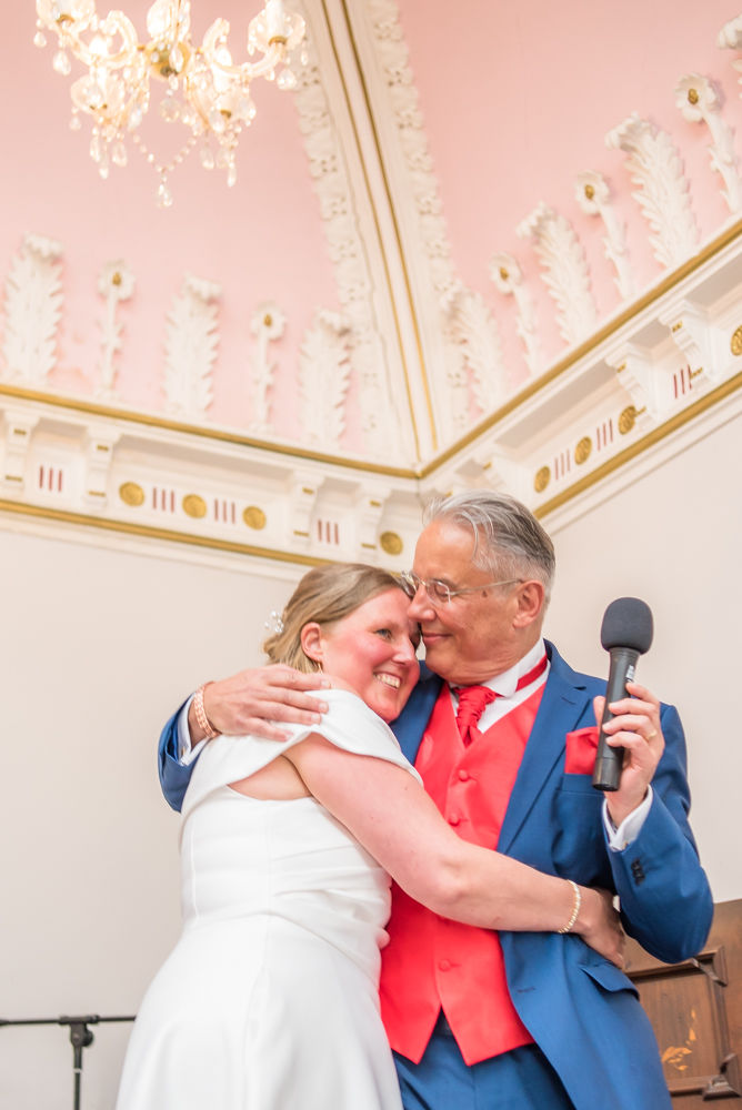 Lake DIstrict weddings, Hugs during speeches