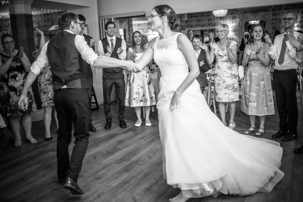 Ceilidh wedding dance, Shireburn Arms, Lancashire wedding photographers