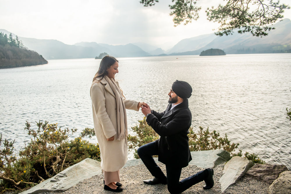 Simer proposes to Nav at Friars Crag, Keswick, Lake District proposal photographers