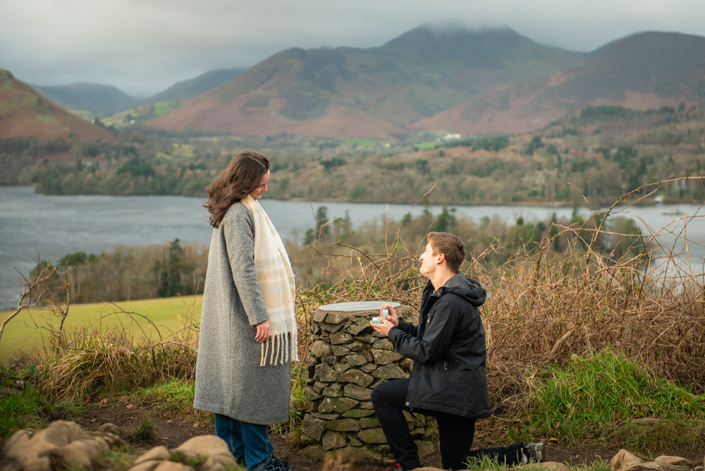 Cameron proposes in Castlehead woods, proposal portraits Keswick, Lake District