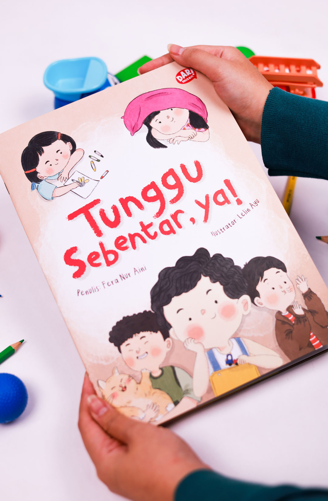 Cover Buku Tunggu Sebentar, ya!
