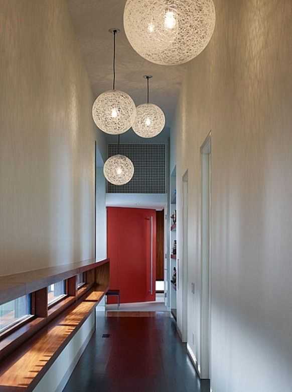 Featured Photo of Modern Pendant Lighting Hallway