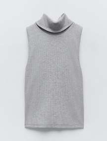 Sleeveless Turtleneck Sweater Vest