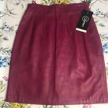 Cedars vintage leather skirt never worn modern S