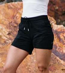 Zyia Active Black Canyon Shorts- Size L