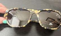 NWOT Privé Revaux The Everywhere Fit Sun‎ Glasses