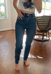 American Eagle Curve Love Mom Jeans