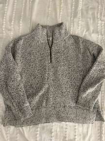 Oversized Sweater / Quarter Zip