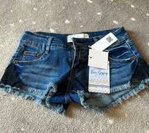 True  jean shorts