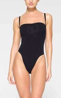 New  seamless sculpt strapless thong bodysuit Onyx Black XXS