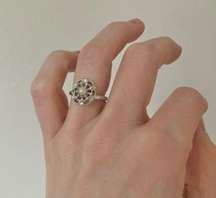 Vintage “Magdalena” Pearl Ring Silver Tone Floral Elegant Classic Minimal Pearlcore