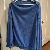 Blue Pullover