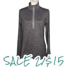 Xersion MEDIUM Gray Quarter Zip Thumb Holes Athletic Pullover