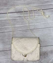 LTD vintage lace clutch w/nylon chord strap & fringe tassle white