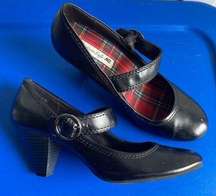 American Eagle Black Heel Mary Jane Pumps with Buckle Size 10 Wide