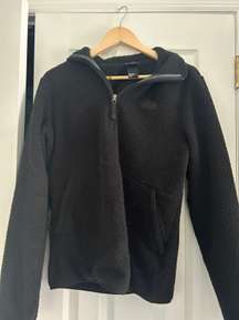 North Face Fluffy Quarter Zip Black