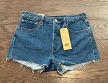 Levi’s 501 Button Fly High Rise Raw Hem Shorts Size 32 NWT