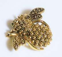 Joan Rivers Gold Plate BEADED QUEEN BEE PIN Bug Brooch Double Wing 2 Rhinestones