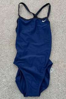 Nike Chlorine Resistant One Piece Swimsuit size 4